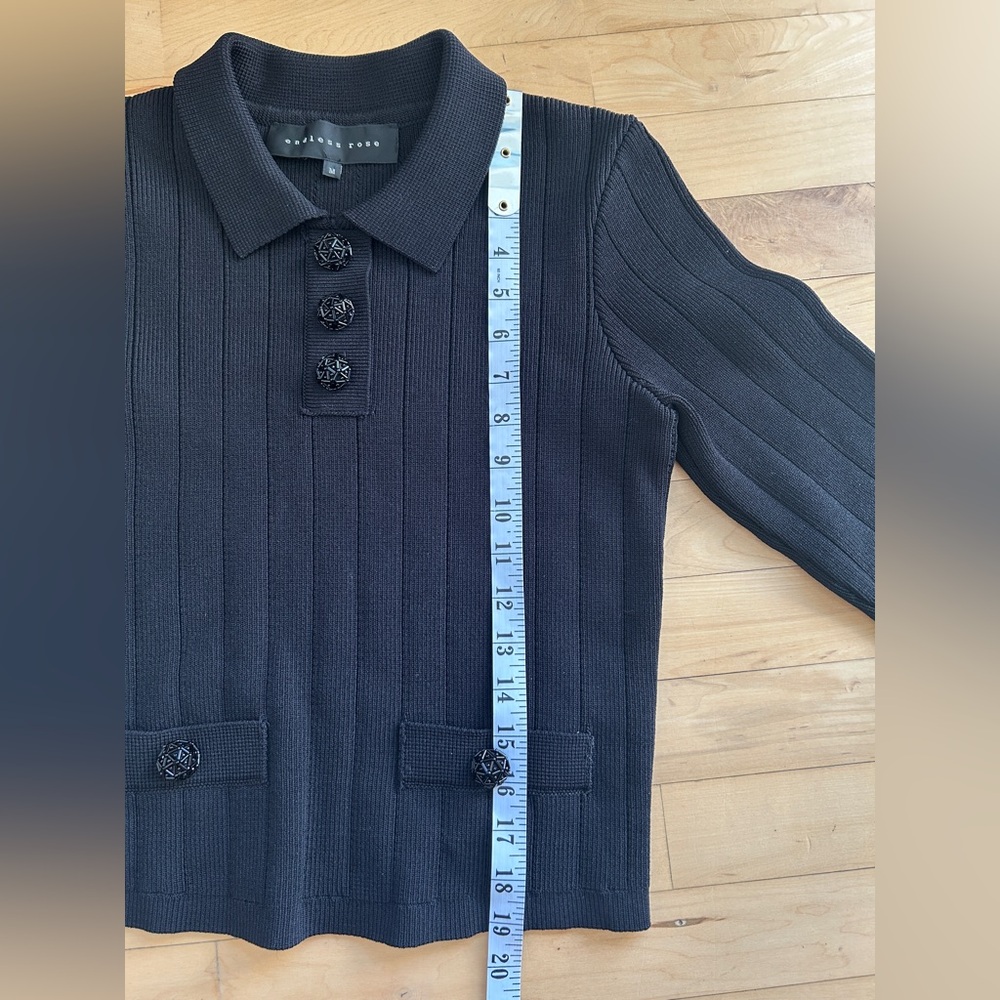 Endless Rose: Ribbed Sweater w/ Beautiful Buttons - Size M - Picture 7 of 11